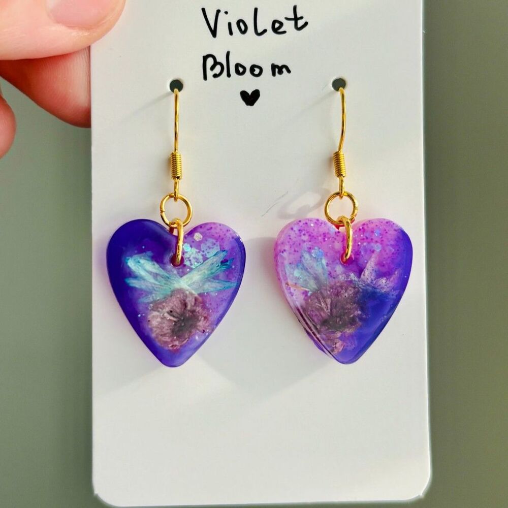 Purple Floral Heart Earrings with Real Flowers, Violet Resin Dangles, piJewelry